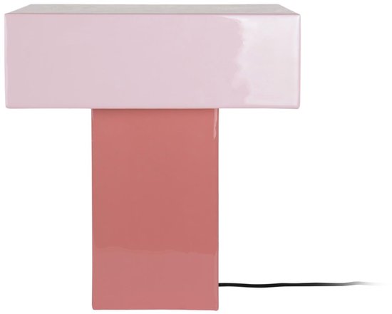 Lampe de table rose et rose poudré en forme de bloc avec un abat-jour et une base rectangulaires.