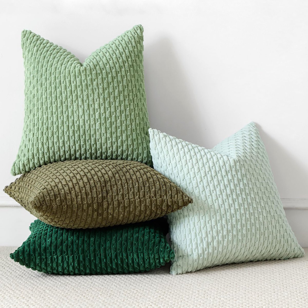 Azomor® Set van 4 groene kussenslopen van zachte ribstof voor woonkamer en slaapkamer