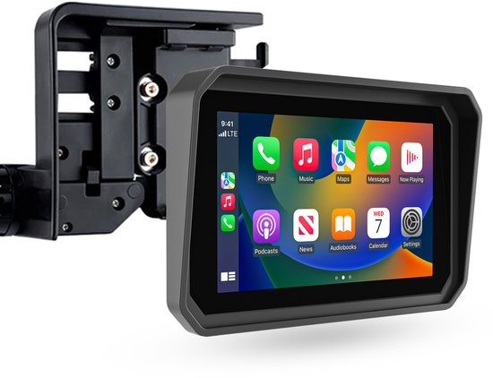 BMW MotorTablet met Apple CarPlay-interface, met iconen voor Phone, Music, Maps en Podcasts. Gemonteerd op een zwarte houder.