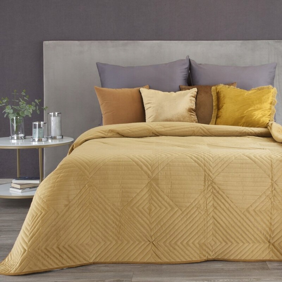 Luxe Bedsprei Sofia2 220x240cm Honingkleurig - Zacht Velours