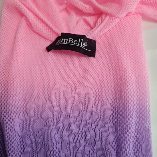 Filet rose à lilas avec imprimé dentelle et étiquette BamBella.