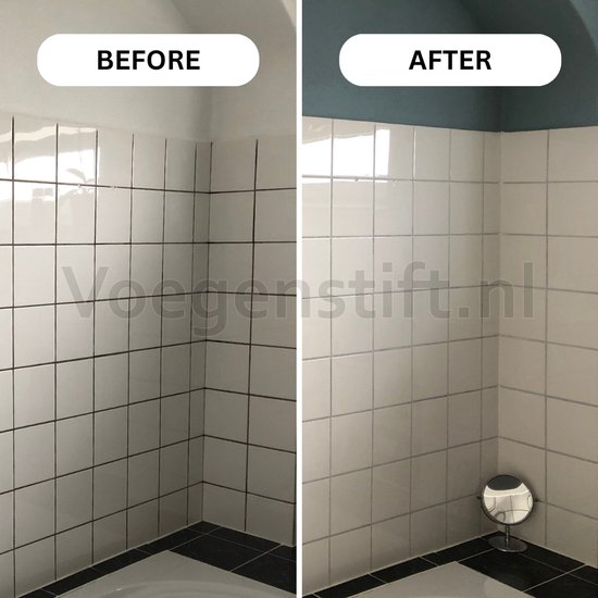 Voor en na foto van een badkamer met witte wandtegels en een donker accent op de onderste rij tegels. De voegen zijn van zwart naar lichtgrijs veranderd.