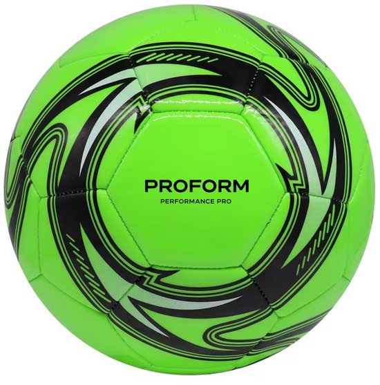 Lichtgevende groene voetbal met zwarte patronen, met het PROFORM logo. "PERFORMANCE PRO" tekst.