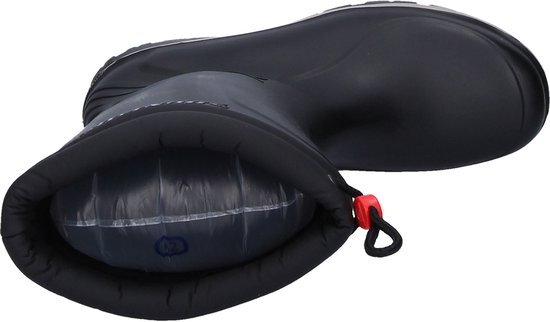 Zwarte Dunlop regenlaars, liggend, met gepolsterde boord, trekkoord en zichtbare vulling.