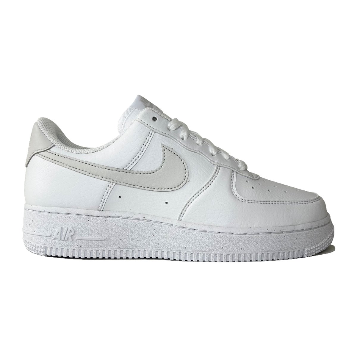 Nike Nike Air Force 1 �07 Dames Sneaker Wit