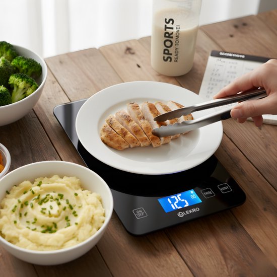 Lekro Digitale Precisie Keukenweegschaal – Weegschaal Keuken - 1gr-15kg – Tarra Functie - Zwart