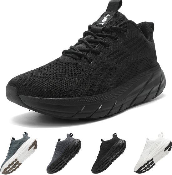 Chaussure de sport noire avec détail rayé sur le côté, plusieurs modèles de chaussures de couleurs variées