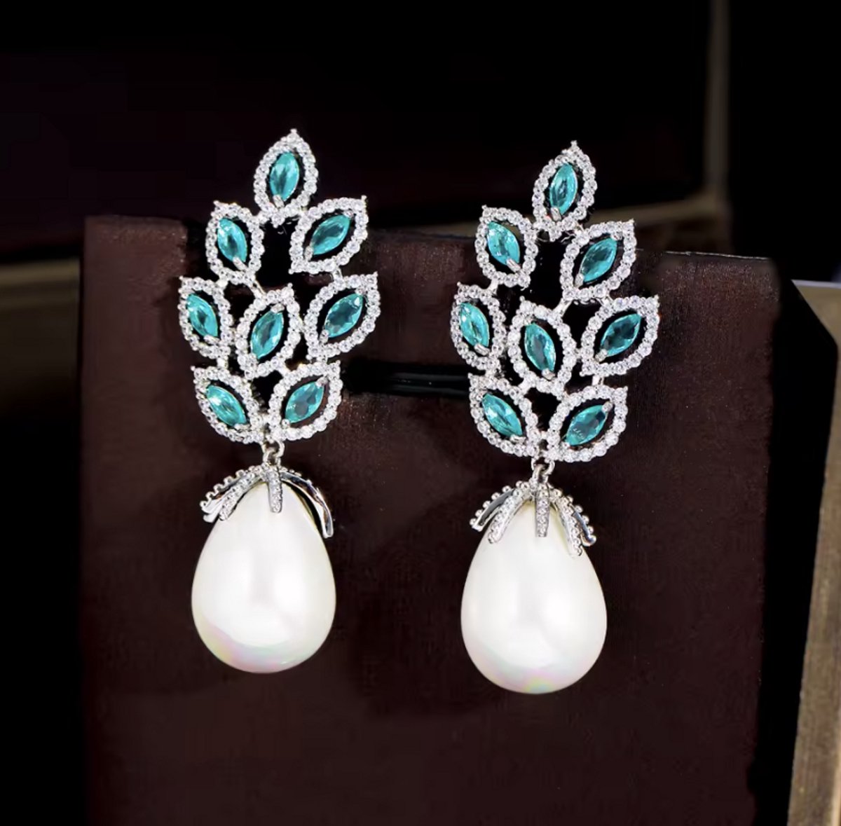 N3 Collecties Vintage lichtblauwe kubieke zirkonia bladvormige oorbellen met grote lange parel druppels voor dames