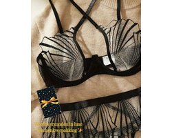 AANBIEDING - Luxe Elegante Kanten Erotische Lingerieset - AANBIEDING - Lingerie erotisch - lingerie sexy setje - Lingeriegordel - Dames Lingerie - Zwart met verfijnde details - Klasse & Allure - Tijdloos & Verfijnd