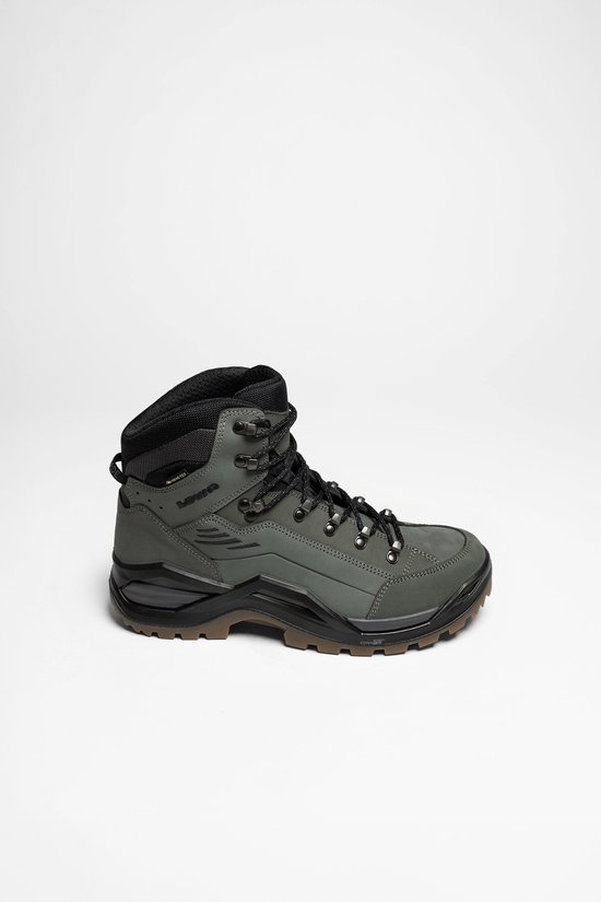 Grijze Lowa Renegade Evo Goretex Mid wandelschoen met zwarte veters en bruine zool.