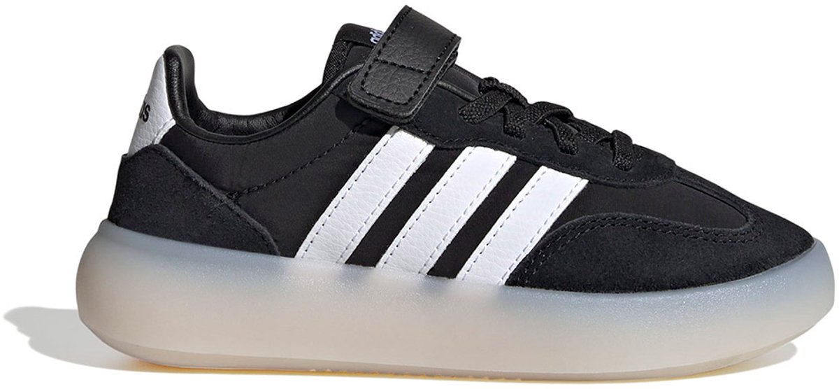 Core Black / Cloud White / Core White