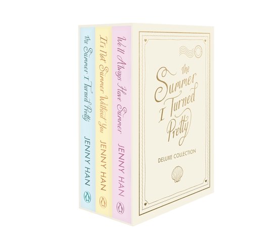 Collection de trois livres : 'The Summer I Turned Pretty', 'It's Not Summer Without You', et 'We'll Always Have Summer' de Jenny Han, aux couleurs pastel, dans un coffret de luxe.