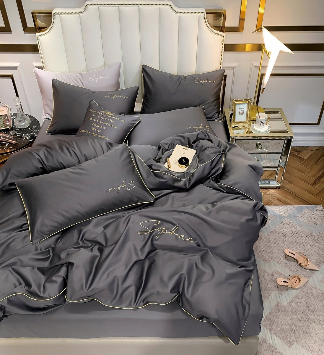 Luxe Dekbedovertrek 160x200 Donkergrijs met Gouden Accenten