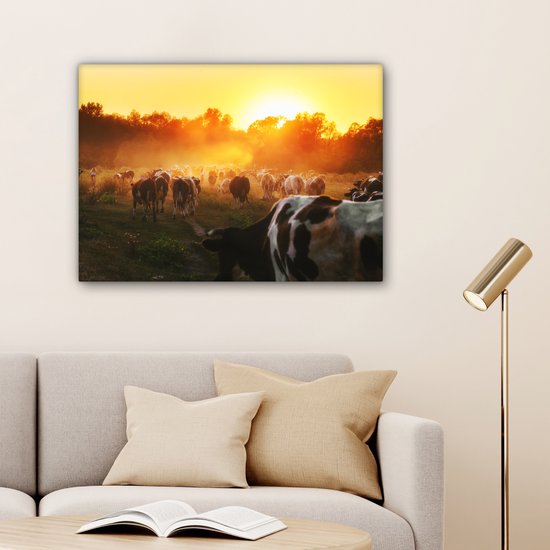 Tableau toile vache - Vache - Animaux - Nature - Coucher de soleil - Arbres - 80x60 cm - Toile - Décoration murale