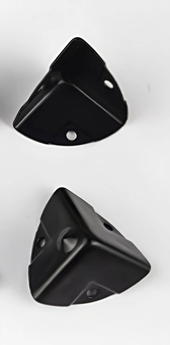 Image of 6-delige zwarte ijzeren tafelhoekbeschermer - 38*38mm, gatdiameter 3,5mm - Geschikt voor meubelbescherming, decoratie, antibotsing en antibreuk