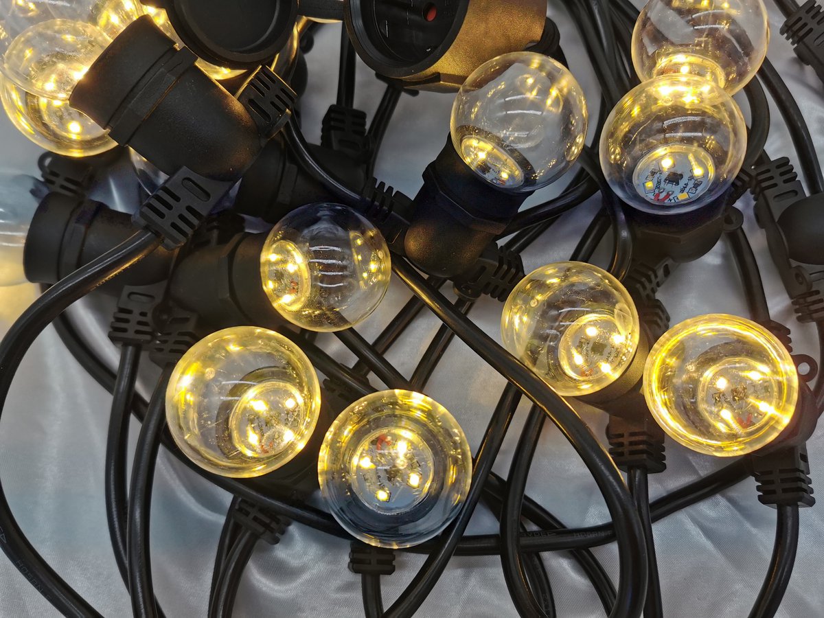 EL21-10.12tww : 10 mtr partykabel + contrastekker - incl 18 transparante kunststof kap ledlamp 1,2 W - 2700K warmwit - tuin - terras - kerstboom - binnen en buiten geschikt - geen prikkabel