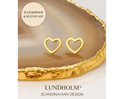 Lundholm Oorbellen Kleine Oorknopjes Dames anti allergisch Jewellery - Hartje Goudkleurig Hart Cadeautje Meisje - Premium Stainless Steel - Goud Verguld - My Subtiele Hartjes Oorbellen (0.75 cm) verjaardag cadeau vrouw - Luxe Geschenkverpakking