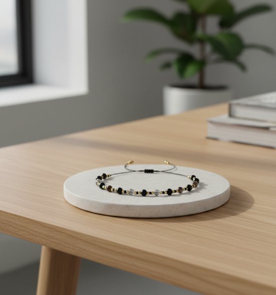 Bracelet en cordon noir à perles pour femme – bracelet ajustable avec détails dorés