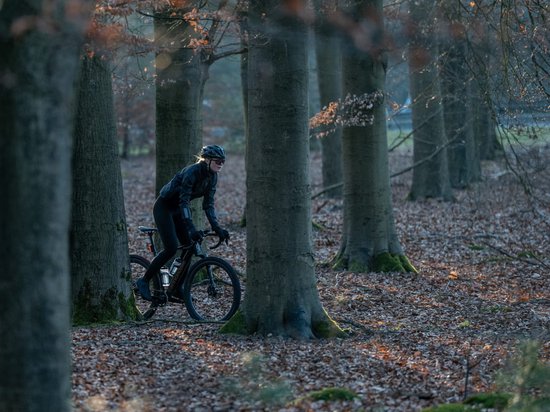 BBB Cycling Fietsjack BaseShield - Windjack Heren en Dames - Wielrennen & Mountainbiken - Fietsjas: Wind en Waterbestendig - Zwart - Maat XS - BBW-148 van BBB Cycling — afbeelding 2