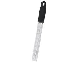 Zwarte rasp voor citrus, parmezaan, gember, chocolade en nootmuskaat, met een fijn mesje