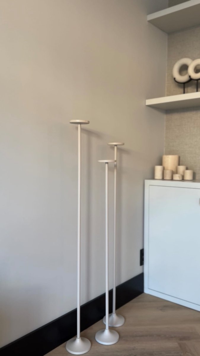 Branded by Vloerkandelaren set van 3 stuks beige voor stompkaars-kaarsenhouder-stompkaarskandelaar-kaarsenstandaard-120,110 en 100 cm hoog-Branded By