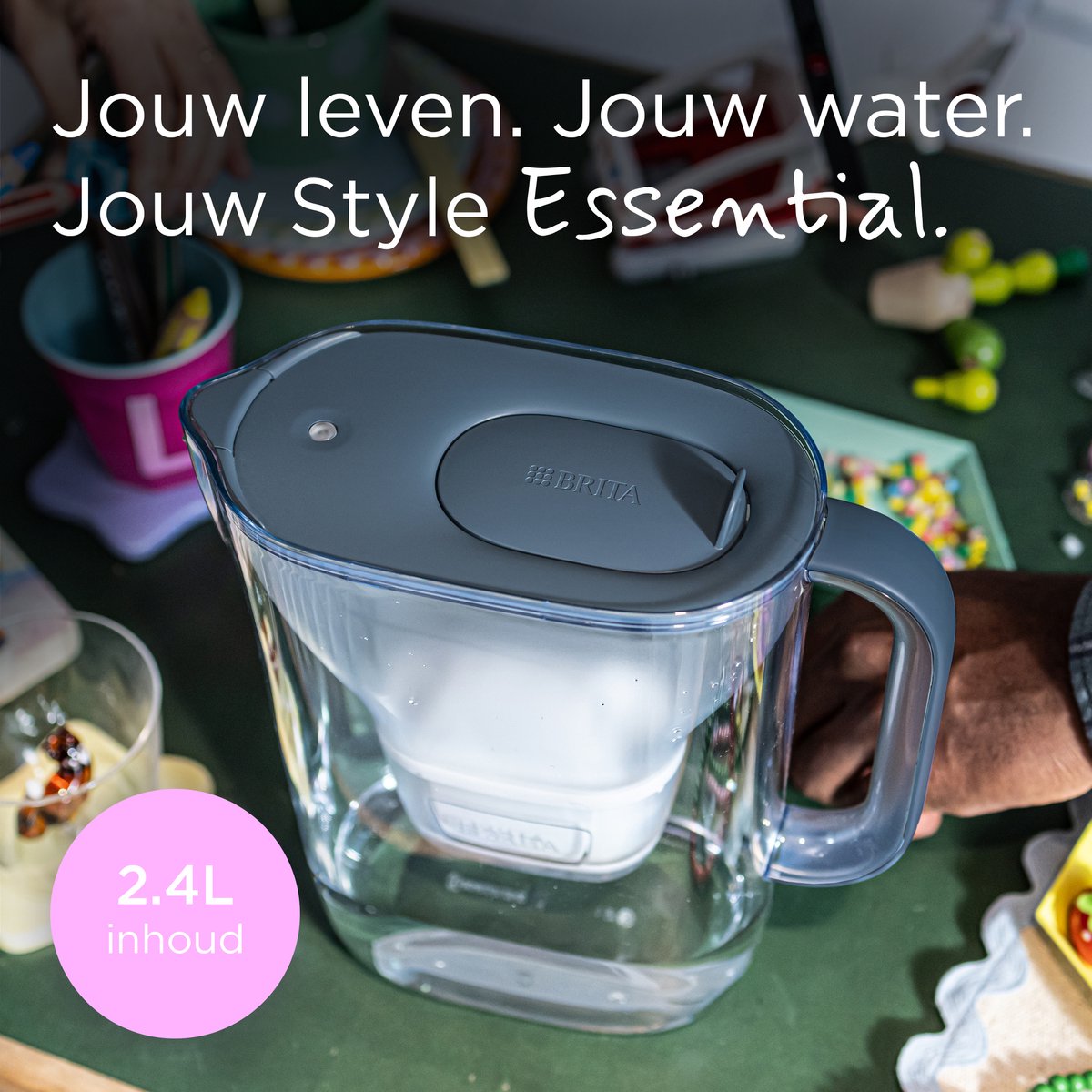 BRITA waterfilterkan Style Essential Blauw (2,4L) incl. 6x MAXTRA PRO Pure Performance - past in de koelkast, met Smart LED Light & klapdeksel, wordt verzonden in een duurzame verpakking — afbeelding 1