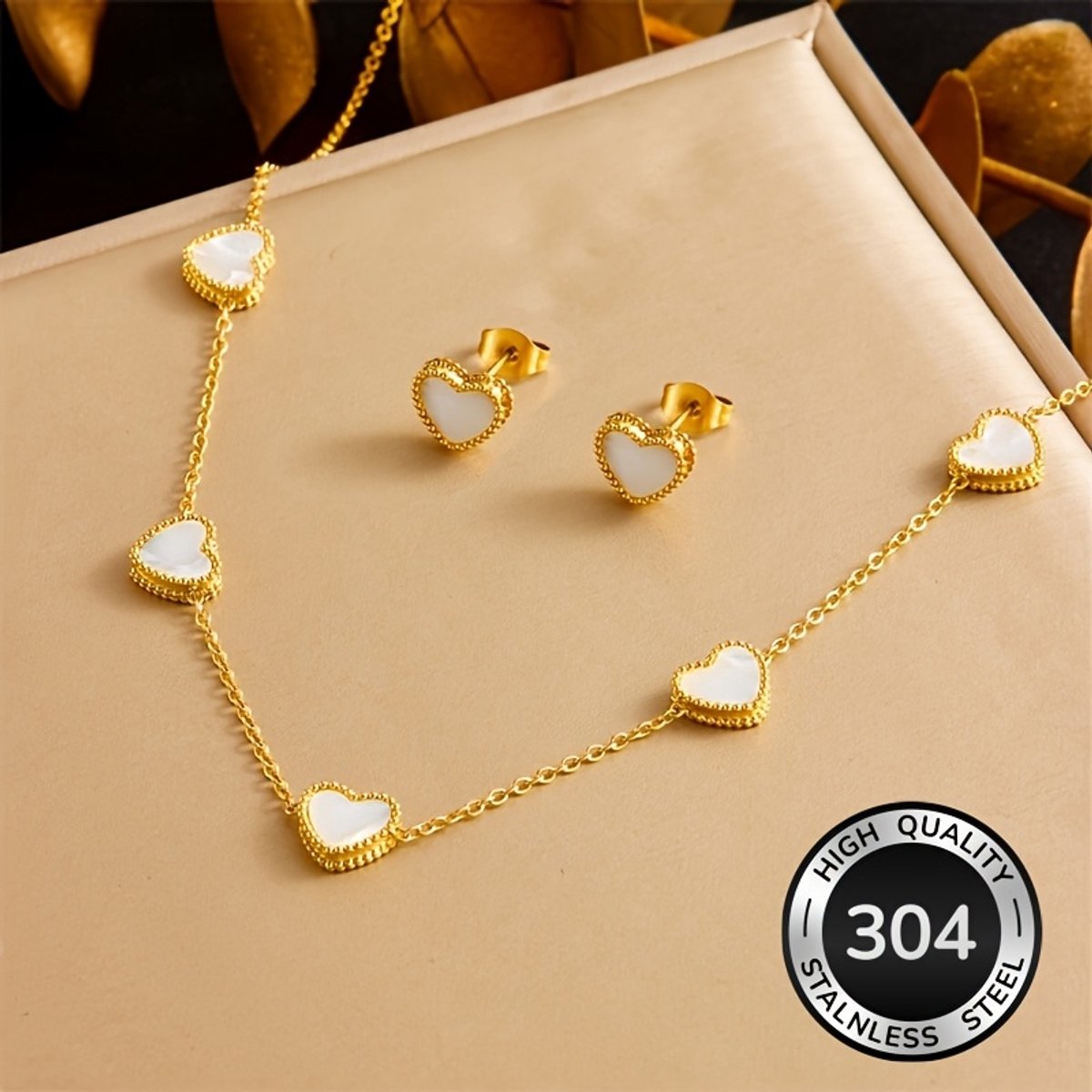 Sjika - Sieradenset Dames – Gouden Ketting & Oorbellen met Hartjes - Cadeau voor haar