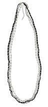 Lange ketting metaal 90cm lengte met parels verwerkt met zwart lint + verlengketting
