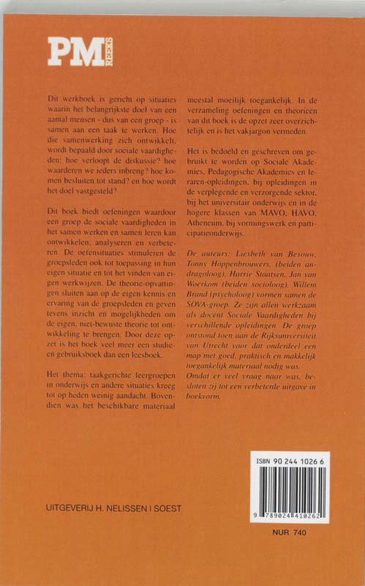 Boekomslag met oranje achtergrond. Titel: Samen werken, samen leren. Tekst en ISBN.