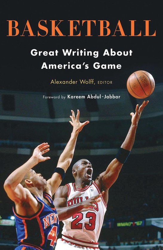 Basketball: Great Writing About America's Game - cover