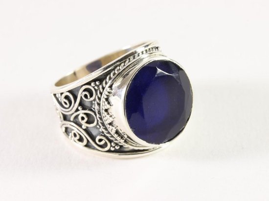 Bewerkte zilveren ring met grote blauwe saffier | bol.com