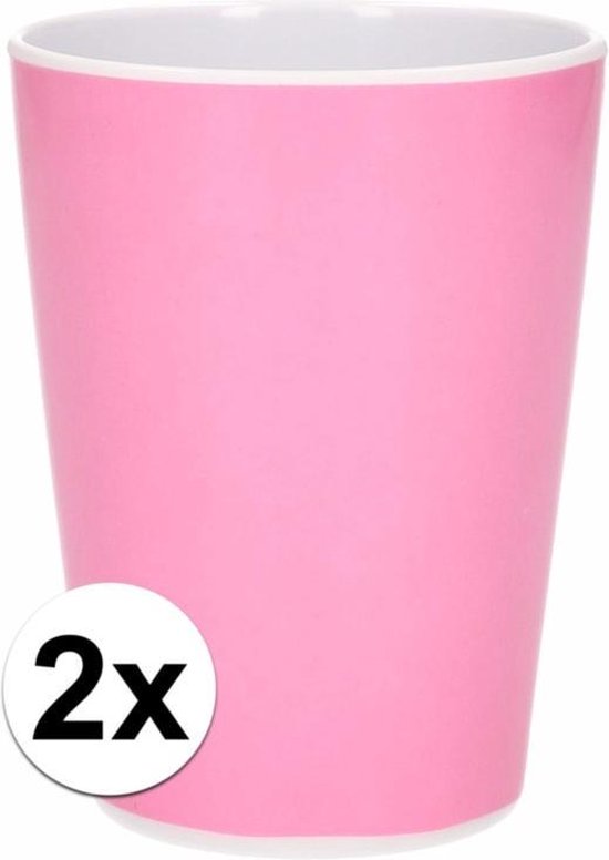 Plastic bekers en plastic drinkbekers Plastic bekers en plastic drinkbekers