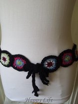 Handgemaakte dames tailleriem / ceintuur. In zwart / multicolor. Lengte 88 cm