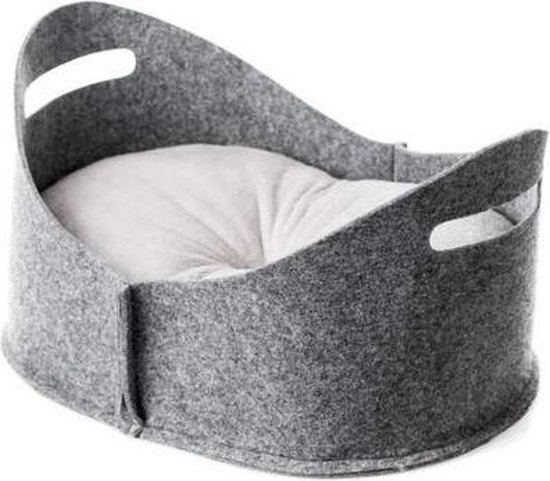 Vilten bed ovaal   44x33x25 cm