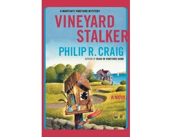 Martha’s Vineyard Mysteries 18 - Vineyard Stalker