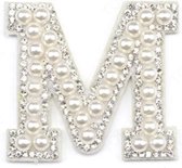 Strass Applicatie Alfabet Letter - 4,5 CM hoog - A t/m Z - Letter M - Wit met witte parels en stenen - Niet strijkbaar