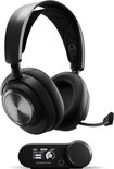 Zwarte Steelseries Arctis Nova Pro draadloze headset met microfoon en basisstation.