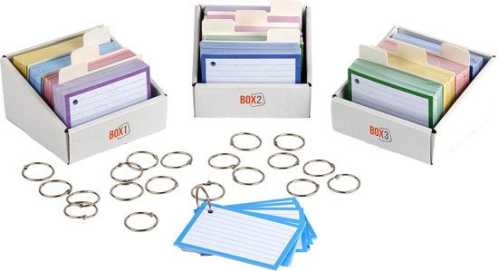 Foto: 1000 flashcards schoolpakket met perforatie 20 xl klikringen 1000 a7 3 genummerde boxjes en 24 tabbladen duurzaam fsc gecertificeerd 300 grams karton