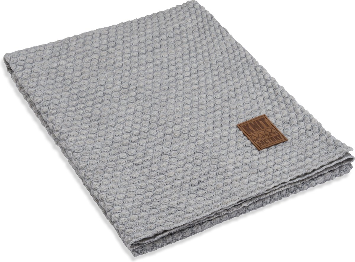 Knit Factory Juul Gebreid Plaid - Woondeken - Kleed - Licht Grijs/Beige - 160x130 cm