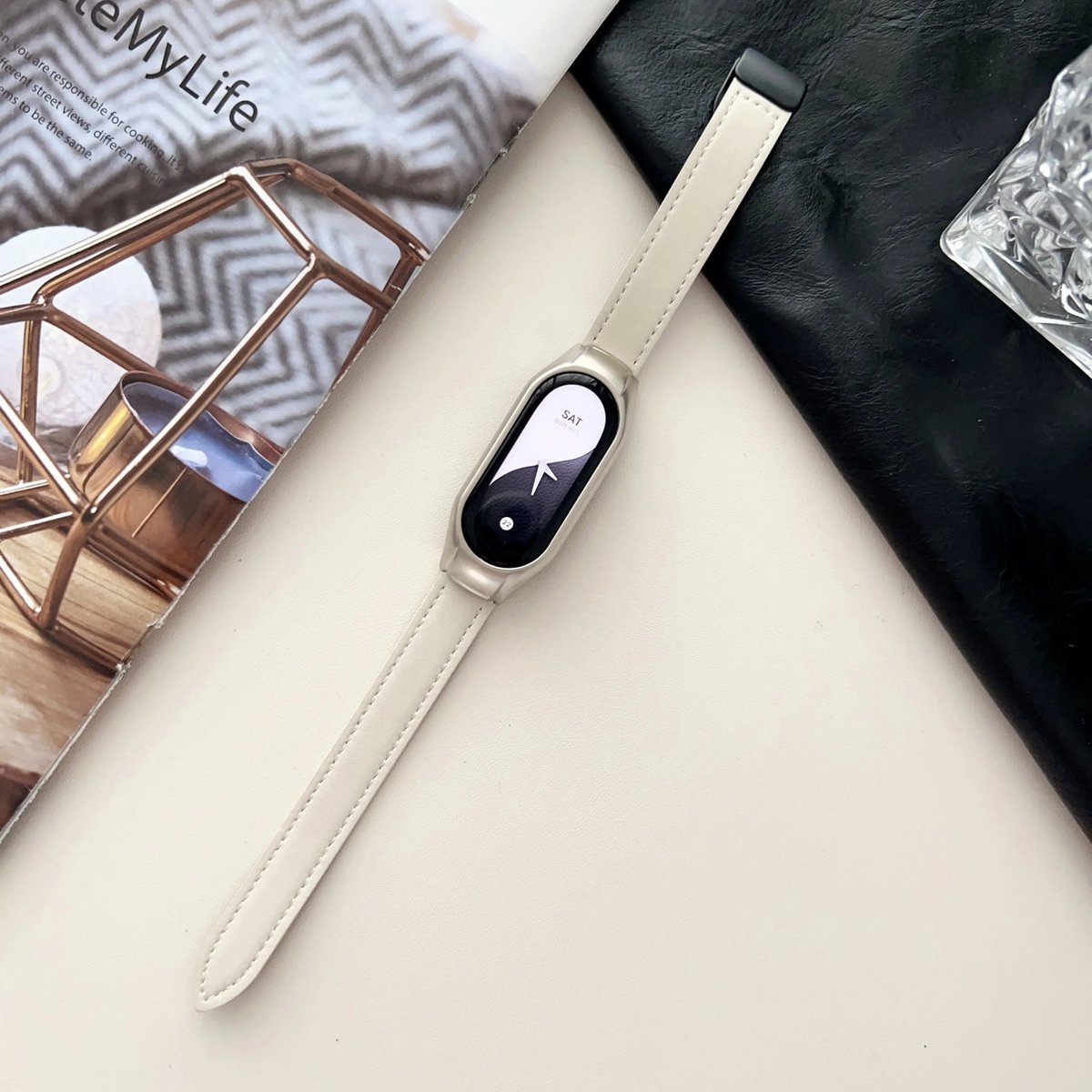 Echt leren band met magnetische gesp voor Xiaomi Mi Band 8(wit)