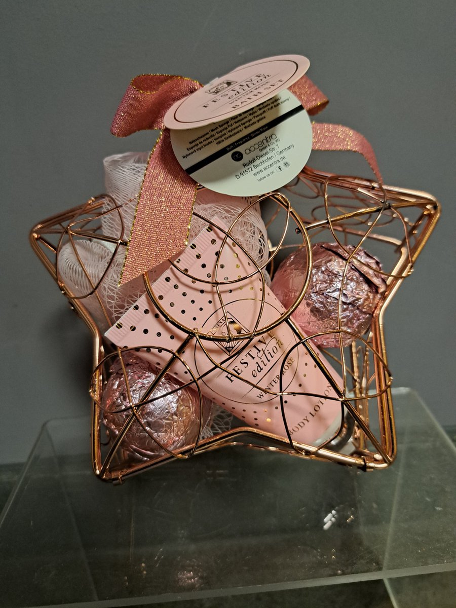 Goedkoopste geschenk set vrouwen verjaardag - kerst geschenk - bath bomb - bruisbal - rozen - body lotion