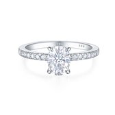 Nina - Platinum Ovaal Moissanite Ring met Pavé Zijstenen - 1.5 karaat