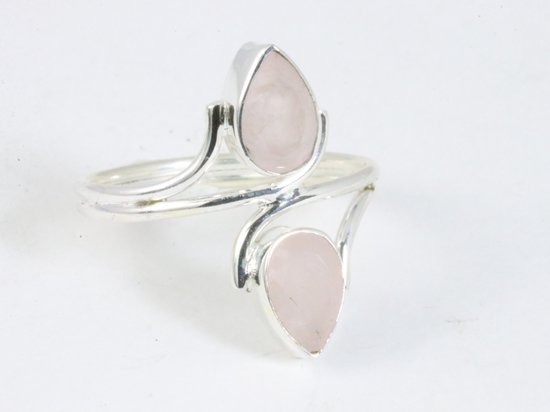 Fijne zilveren ring met rozenkwarts - maat 18