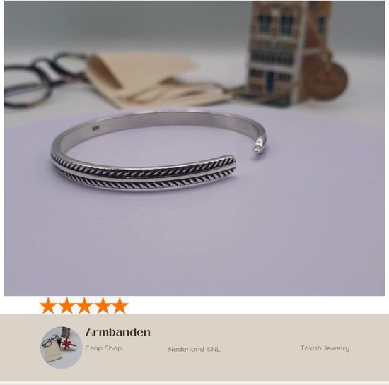 Bracelet doré à 2 rangs en maille émaillée - Élégance intemporelle