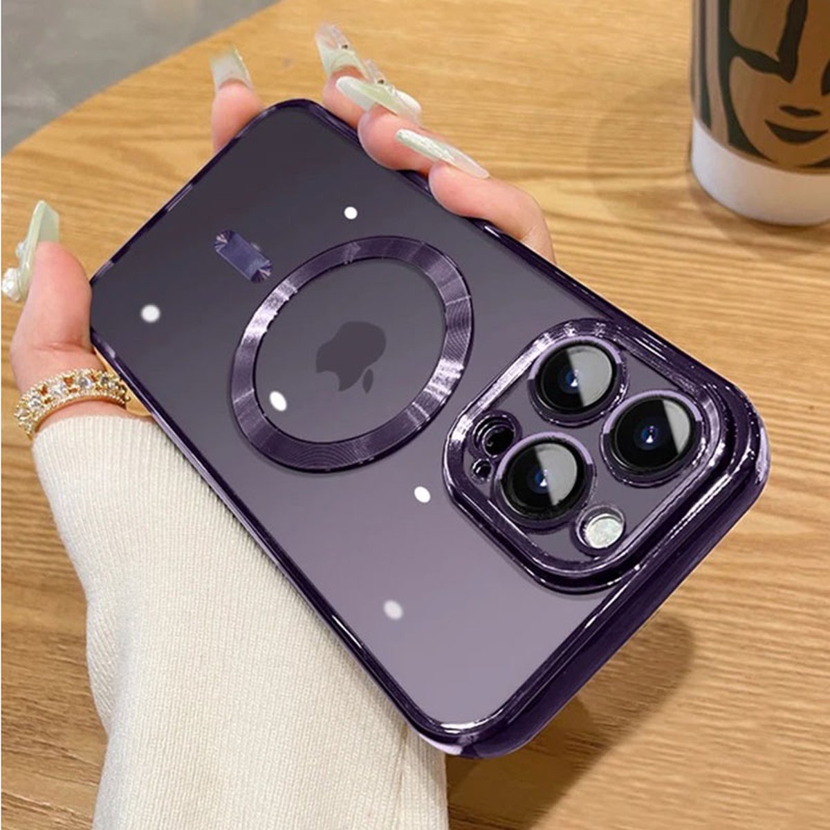 iPhone 13 Pro Transparant MagSafe Magnetische Telefoon Hoesje - Achterkant Doorzichtig case met Camerabescherming - Donker Paars