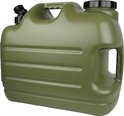 Groene jerrycan van 25L met handvat en kraantje, merk Faith Carp Tackle.