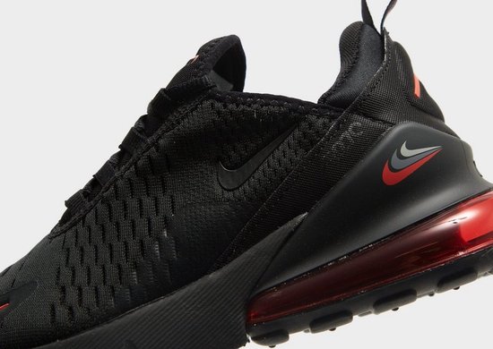 Sneakers Nike Air Max 270 "Black & Red" - Maat 38.5