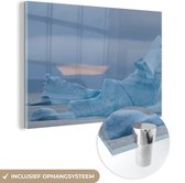 MuchoWow® Glasschilderij 180x120 cm - Schilderij acrylglas - Ijsberg Noordpool - Foto op glas - Schilderijen