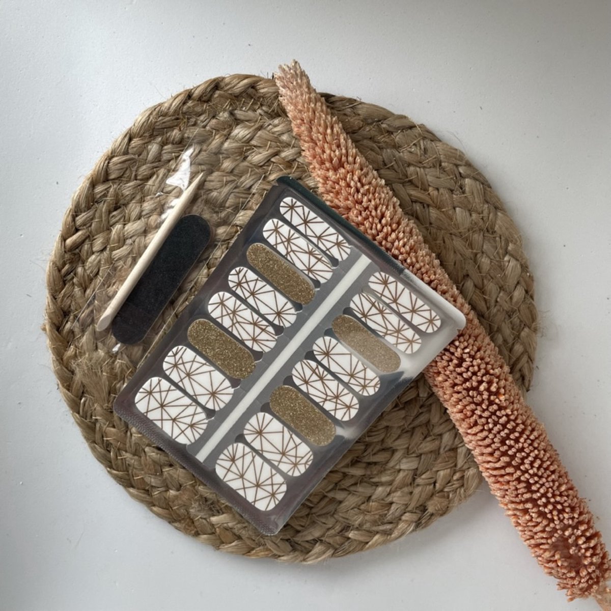 NailWrapz - Simply Elegance - Nagel wraps - nagelstickers- geen UV lamp nodig - Thuis manicure