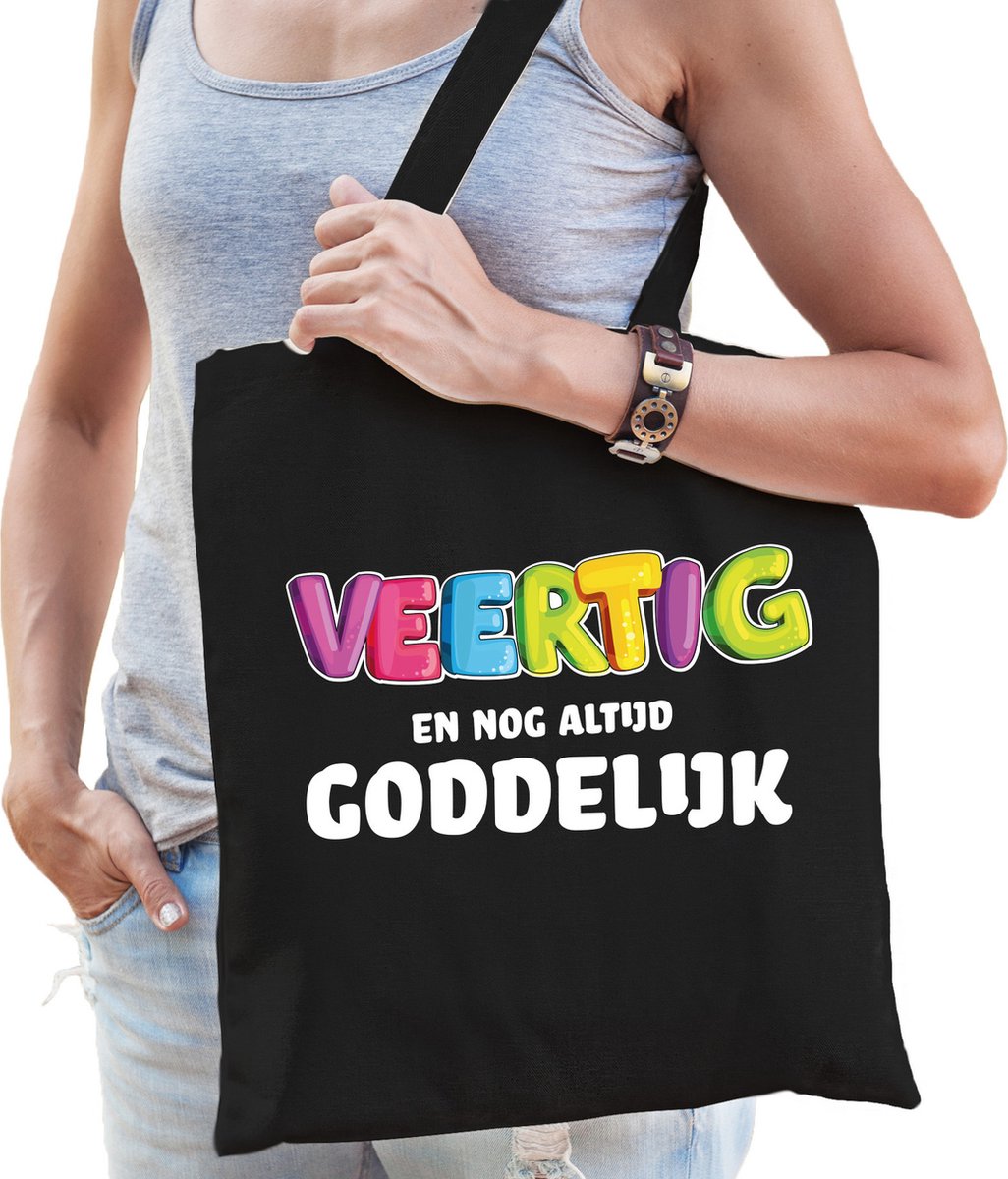 Bellatio Decorations Cadeau tas 40 jaar - veertig en goddelijk - zwart - katoen - 42 x 38 cm
